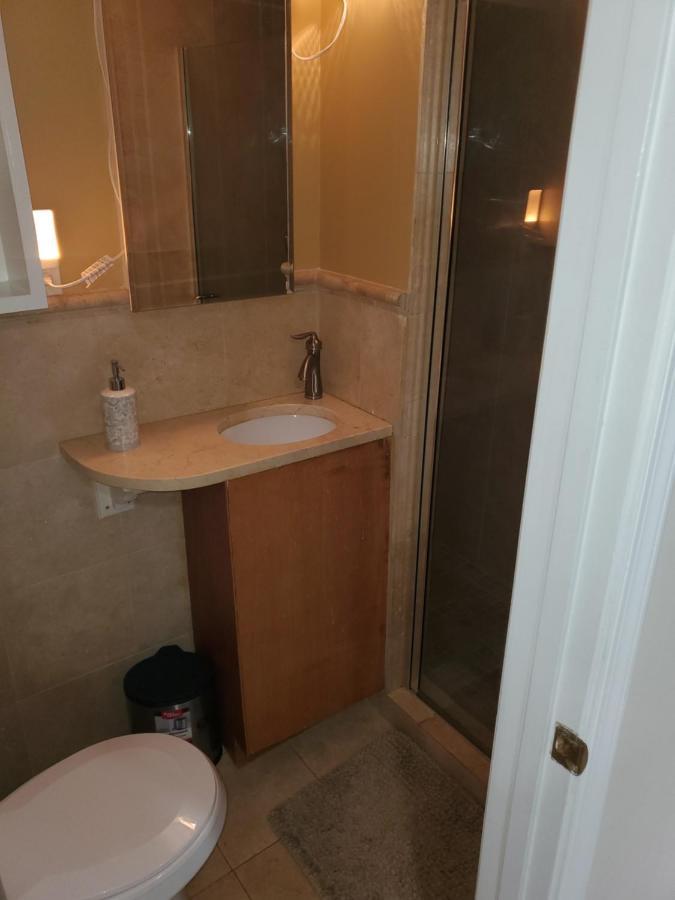 Sts - Single Traveler Studio -Black Door Washington Extérieur photo