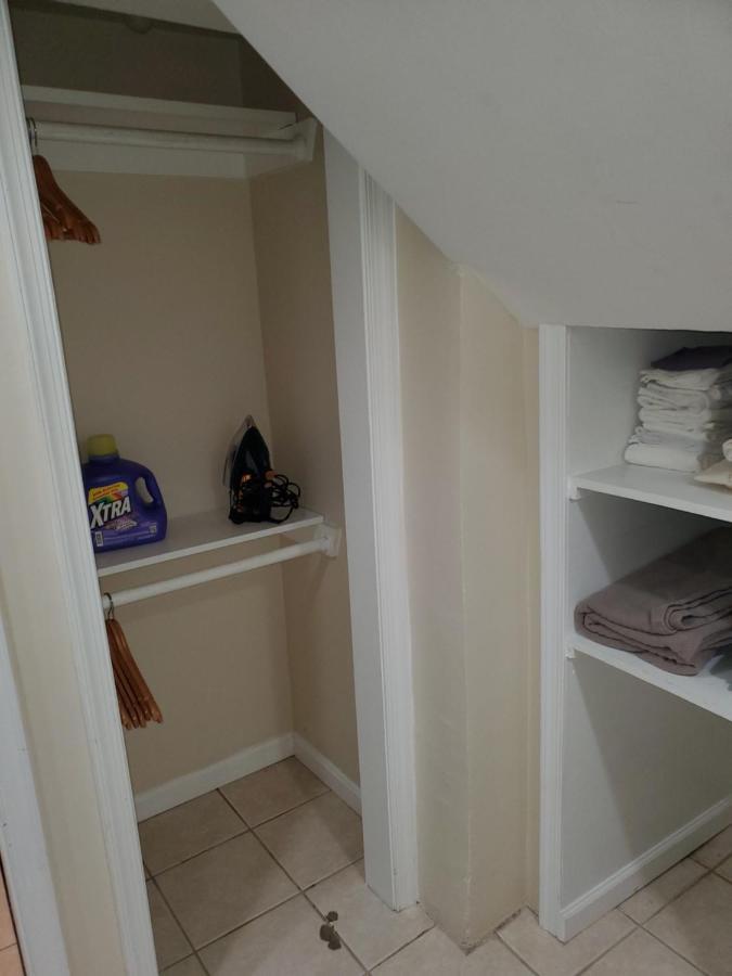 Sts - Single Traveler Studio -Black Door Washington Extérieur photo